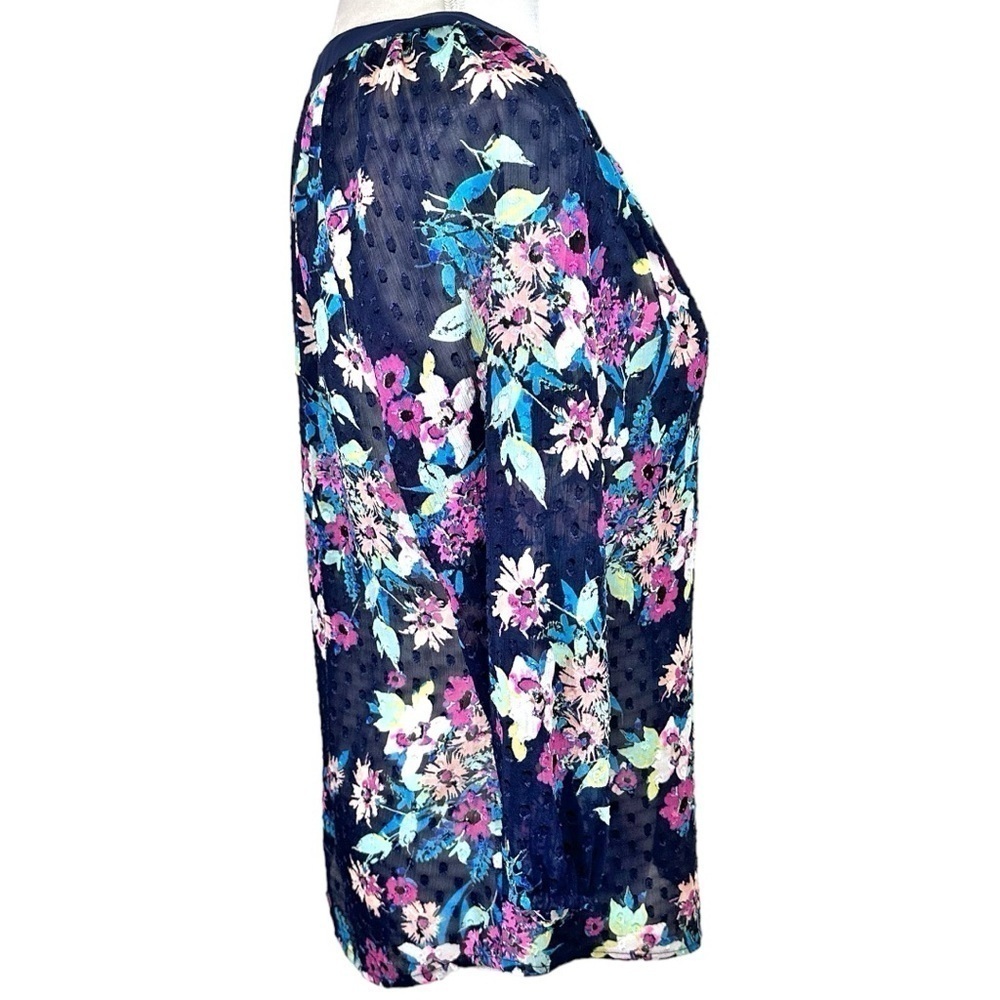 🌸NWT- Candies- Navy Floral Sheer 3/4 Sleeve Tunic- Size M - Picture 3 of 8